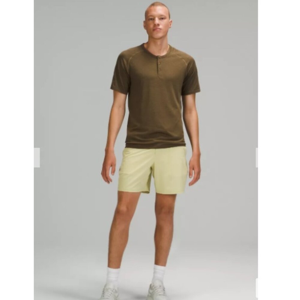 Lululemon Mens Metal Vent Tech Short Sleeve Henley 2.0, Army Green | XXL